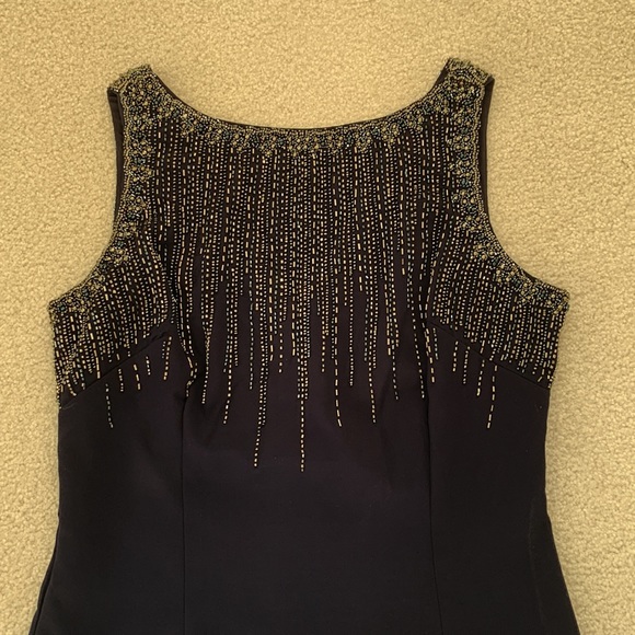 JS collections Elsa boat neck midi dress - Picture 7 of 8